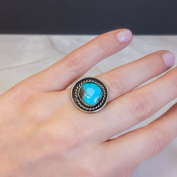 Vintage Sterling Turquoise Coin Ring – Southwest Style, Size 4.25 - Picture 4 of 4